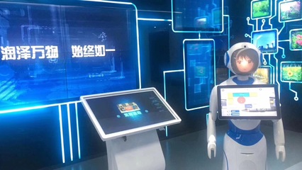 菏泽市科技创新展厅迎宾讲解机器人